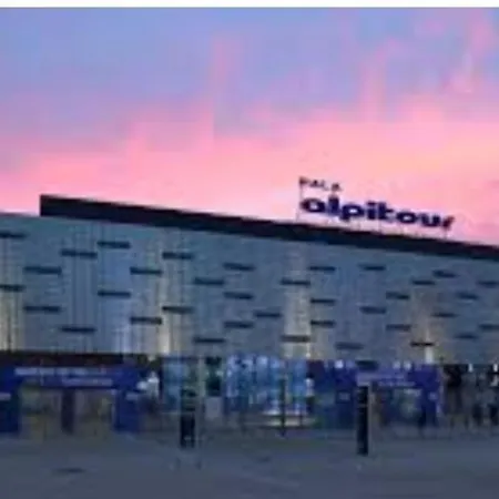 Exclusive Arena Inalpi 'la Casa Di Bertino' ホームステイ