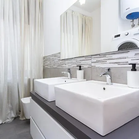 Exclusive Arena Inalpi 'la Casa Di Bertino' Homestay Turin